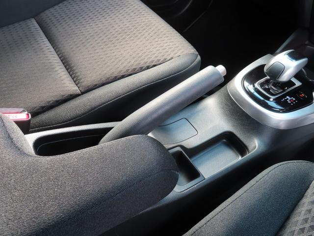 フィットハイブリッド F センシング1オーナー禁煙車検整備付延長5年保証対応 記録簿 横滑り防止装置 ACC フルオートエアコン LKAS キーフリーシステム 全席パワーウインドウ パワーステアリング ABS 電動格納ミラー(24枚目)