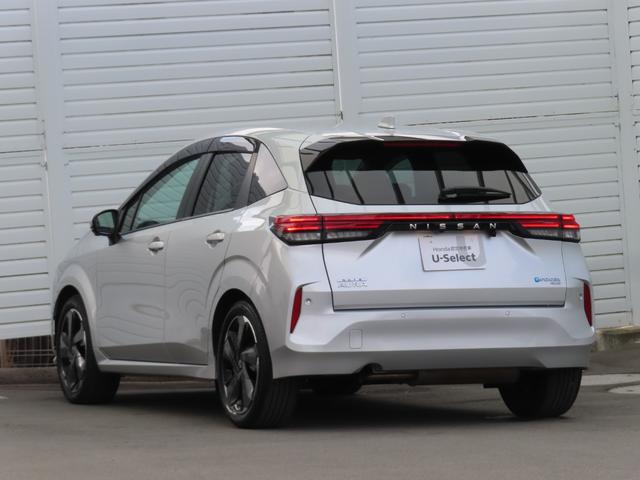 オーラ ＧＦＯＵＲレザーエディション　４ＷＤ９インチナビアラウンドモニタードラレコＥＴＣ２．０ＳヒーターフルセグＢトゥースレザーシート車検整備付延長保証対応プロパイロット１オーナー禁煙　フルセグテレビ　ワンオ－ナ－車　シ－トヒ－タ－（2枚目）