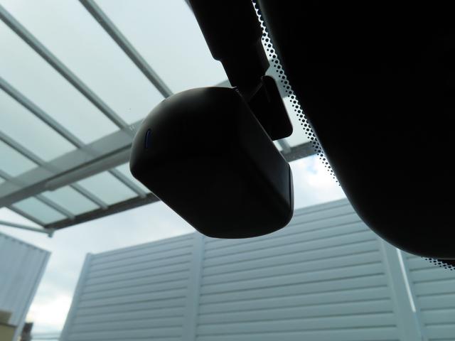 オーラ ＧＦＯＵＲレザーエディション　４ＷＤ９インチナビアラウンドモニタードラレコＥＴＣ２．０ＳヒーターフルセグＢトゥースレザーシート車検整備付延長保証対応プロパイロット１オーナー禁煙　フルセグテレビ　ワンオ－ナ－車　シ－トヒ－タ－（6枚目）