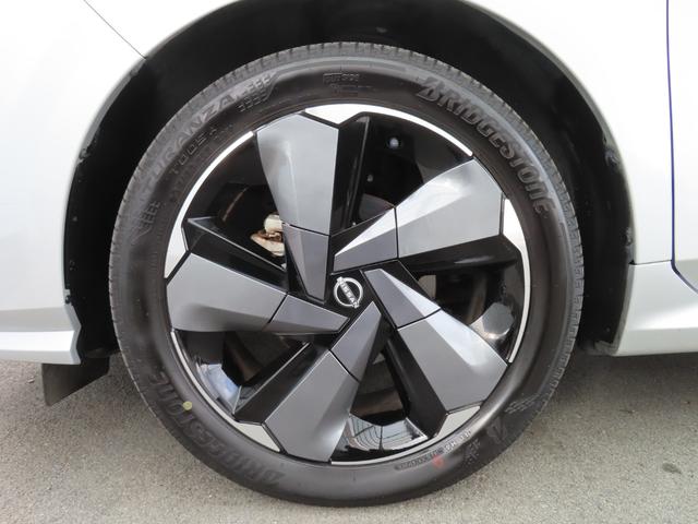 オーラ ＧＦＯＵＲレザーエディション　４ＷＤ９インチナビアラウンドモニタードラレコＥＴＣ２．０ＳヒーターフルセグＢトゥースレザーシート車検整備付延長保証対応プロパイロット１オーナー禁煙　フルセグテレビ　ワンオ－ナ－車　シ－トヒ－タ－（14枚目）