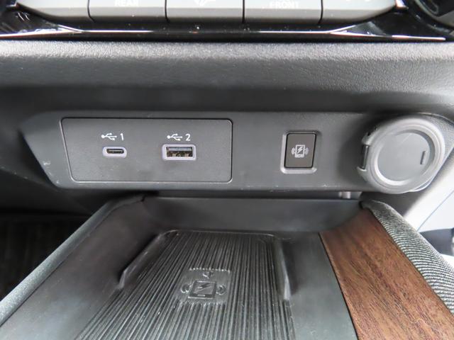 オーラ ＧＦＯＵＲレザーエディション　４ＷＤ９インチナビアラウンドモニタードラレコＥＴＣ２．０ＳヒーターフルセグＢトゥースレザーシート車検整備付延長保証対応プロパイロット１オーナー禁煙　フルセグテレビ　ワンオ－ナ－車　シ－トヒ－タ－（29枚目）