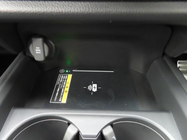 ＺＲ－Ｖ ｅ：ＨＥＶＺ　９インチナビマルチヴュー黒革シートＥＴＣ２．０前後ドラレコフルセグＢトゥースシート＆ステアリングヒーターパワーテールゲート延長５年保証対応　レザー　Ｂカメラ　サイドエアバック　ナビＴＶ　ＵＳＢ接続（18枚目）