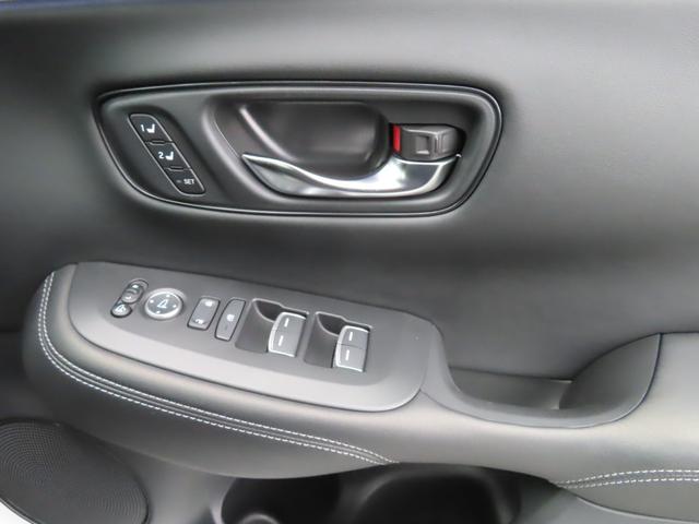 ＺＲ－Ｖ ｅ：ＨＥＶＺ　９インチナビマルチヴュー黒革シートＥＴＣ２．０前後ドラレコフルセグＢトゥースシート＆ステアリングヒーターパワーテールゲート延長５年保証対応　レザー　Ｂカメラ　サイドエアバック　ナビＴＶ　ＵＳＢ接続（40枚目）