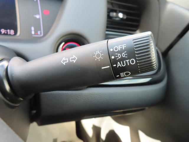 フィット ホーム２０周年特別仕様車カーサ　８インチナビ前後ドラレコＥＴＣフルセグＢトゥース２年保証１オーナー禁煙アルミＬＥＤ延長５年保証対応　衝突被害軽減　Ｂカメラ　Ｂｌｕｅｔｏｏｔｈ　記録簿　Ｓヒーター　ＬＥＤライト　ＤＶＤ　ワンオーナー（33枚目）