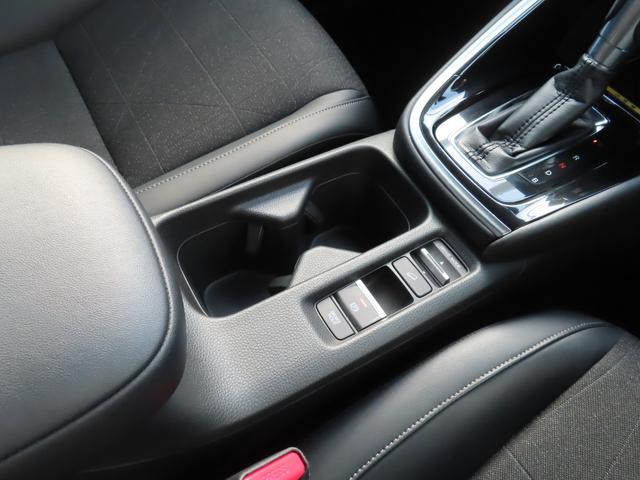 ヴェゼル ｅ：ＨＥＶＺ　９インチコネクトオプションエアロ前後ドラレコＥＴＣ２．０フルセグＢトゥース１オーナー禁煙Ｓヒーターパワーテールブラインドスポット２年保証延長５年保証対応　ＬＤＡ　衝突回避支援ブレーキ機能　１オナ　追従（36枚目）