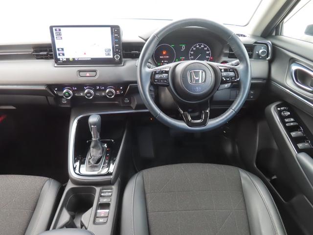 ヴェゼル e:HEVZ 9インチナビ前後ドラレコETC2.0フルセグ録音BトゥースブラインドスポットSヒーターパワーテール2年保証LED延長5年保証対応 LDA 衝突回避支援ブレーキ機能 パノラミックビューモニター 1オナ(23枚目)