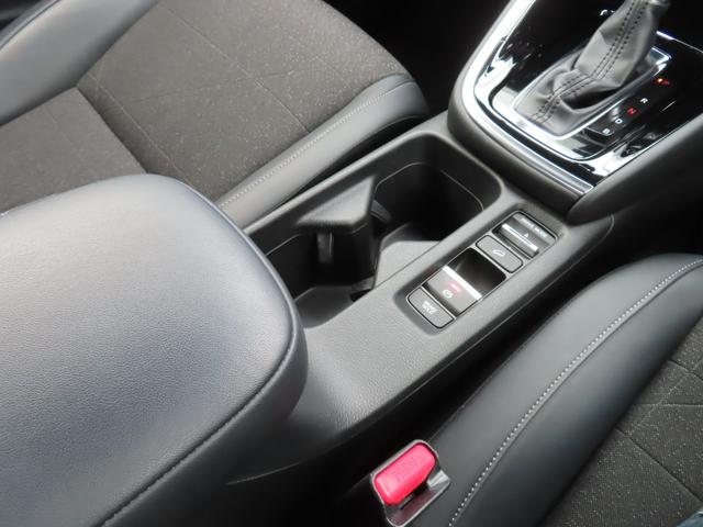 ヴェゼル e:HEVZ 9インチナビ前後ドラレコETC2.0フルセグ録音BトゥースブラインドスポットSヒーターパワーテール2年保証LED延長5年保証対応 LDA 衝突回避支援ブレーキ機能 パノラミックビューモニター 1オナ(36枚目)