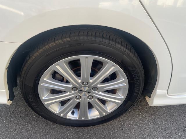 オデッセイ MX・エアロパッケージ HDDナビエアロ禁煙HIDモデューロアルミ1年保証車検整備付きパドルシフト キーレス 3列シート Bカメ ドライブレコーダー スマートキー DVD再生 フルセグTV ESC ETC付 ABS(17枚目)