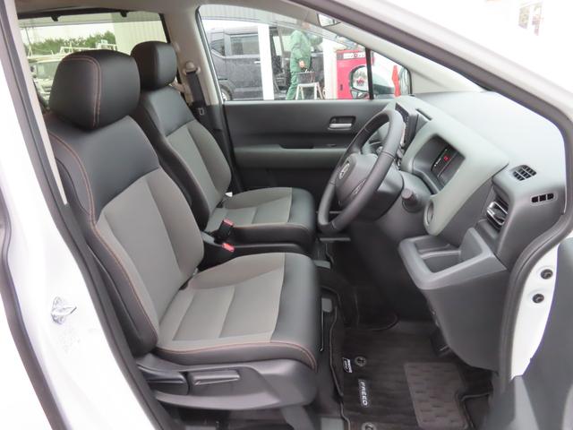 フリード ｅ：ＨＥＶクロスター　９インチナビマルチヴューカメラ前後ドラレコフルセグＢトゥース両側電スラＳヒーター　ワンオーナー　ＥＴＣ装備　マルチビュー　衝突軽減ブレーキシステム　禁煙車　オートエアコン　バックモニター　ＬＥＤライト（22枚目）