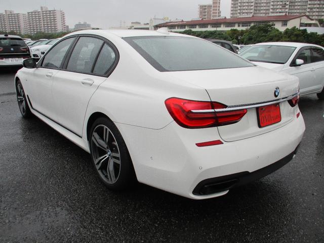 7シリーズ 740i Mスポーツ 革シート サンルーフ 純正ナビ 360度カメラ(5枚目)