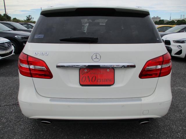 Bクラス B180 ブルーエフィシェンシースポーツナイトPKG ハーフレザーシート(8枚目)