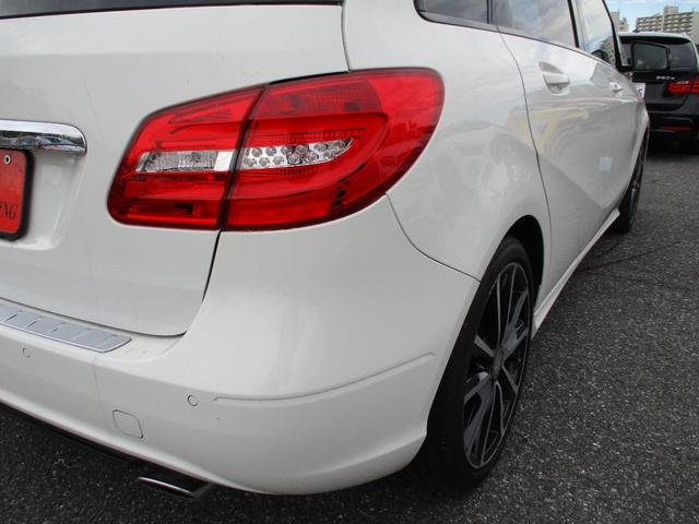 Bクラス B180 ブルーエフィシェンシースポーツナイトPKG ハーフレザーシート(11枚目)