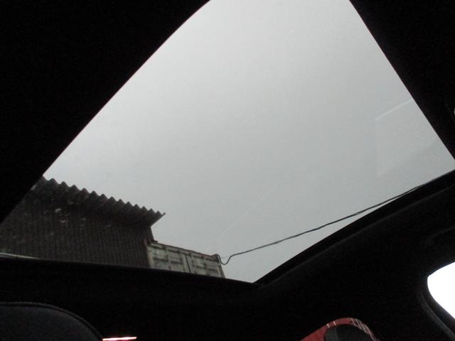 ＧＬＣ ＧＬＣ２２０ｄ　４ＭクペドライバズＰ＋ＡＭＧラインＰ　レザーエクスクルーシブ（16枚目）