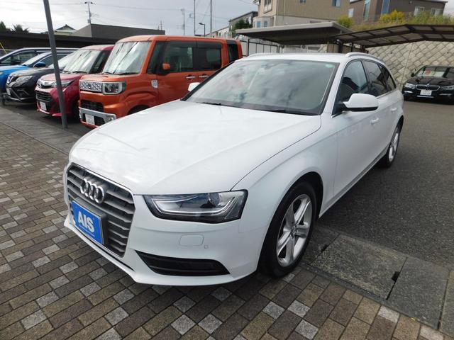Ａ４アバント ２．０ＴＦＳＩ　禁煙車・スマートキー・ナビ＆ＴＶ＆ＢＴ＆Ｂカメラ・ヒーター付きパワーシート（3枚目）