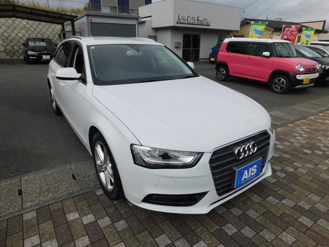 Ａ４アバント ２．０ＴＦＳＩ　禁煙車・スマートキー・ナビ＆ＴＶ＆ＢＴ＆Ｂカメラ・ヒーター付きパワーシート（9枚目）