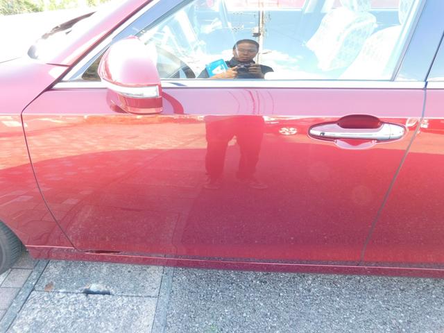 クラウンハイブリッド ロイヤルサルーンG ワンオーナー・禁煙車・サンルーフ・スマートキー・ナビ&TV&BT&BカメラETC・シートヒーター(14枚目)