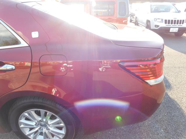 クラウンハイブリッド ロイヤルサルーンG ワンオーナー・禁煙車・サンルーフ・スマートキー・ナビ&TV&BT&BカメラETC・シートヒーター(16枚目)