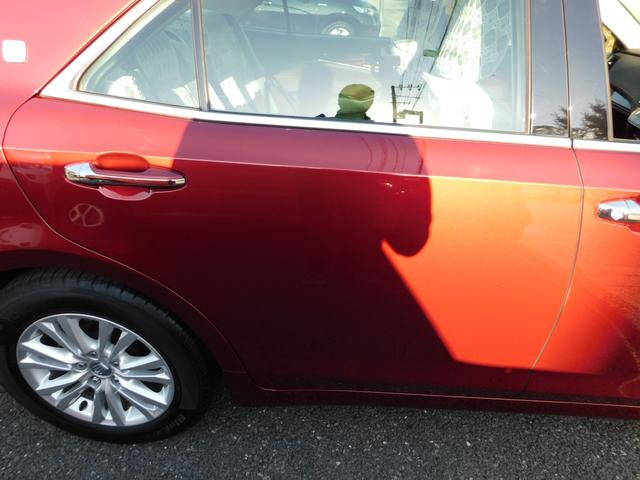 クラウンハイブリッド ロイヤルサルーンG ワンオーナー・禁煙車・サンルーフ・スマートキー・ナビ&TV&BT&BカメラETC・シートヒーター(19枚目)