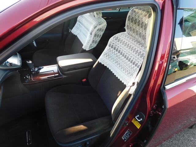 クラウンハイブリッド ロイヤルサルーンG ワンオーナー・禁煙車・サンルーフ・スマートキー・ナビ&TV&BT&BカメラETC・シートヒーター(53枚目)