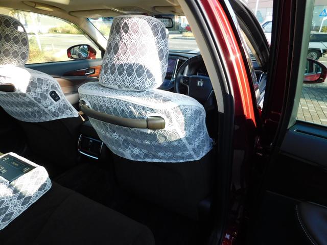 クラウンハイブリッド ロイヤルサルーンG ワンオーナー・禁煙車・サンルーフ・スマートキー・ナビ&TV&BT&BカメラETC・シートヒーター(56枚目)