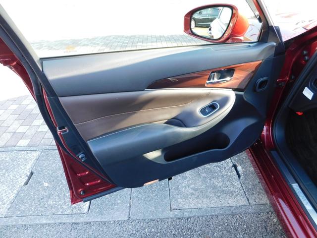 クラウンハイブリッド ロイヤルサルーンG ワンオーナー・禁煙車・サンルーフ・スマートキー・ナビ&TV&BT&BカメラETC・シートヒーター(59枚目)