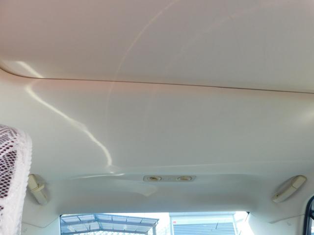 クラウンハイブリッド ロイヤルサルーンG ワンオーナー・禁煙車・サンルーフ・スマートキー・ナビ&TV&BT&BカメラETC・シートヒーター(68枚目)