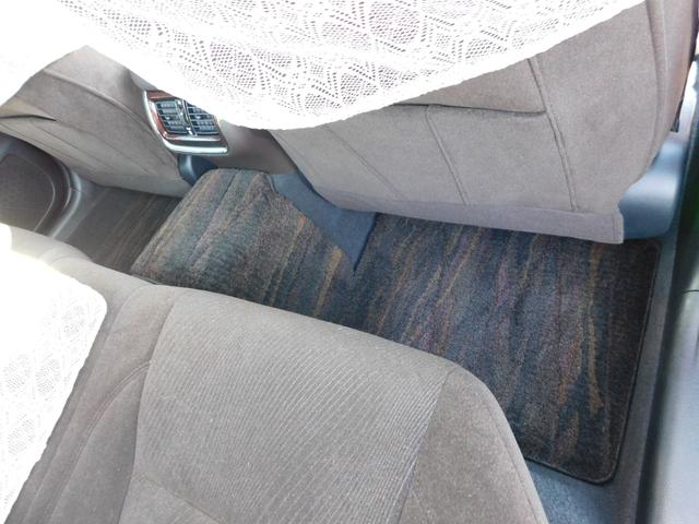 クラウンハイブリッド ロイヤルサルーンG ワンオーナー・禁煙車・サンルーフ・スマートキー・ナビ&TV&BT&BカメラETC・シートヒーター(71枚目)