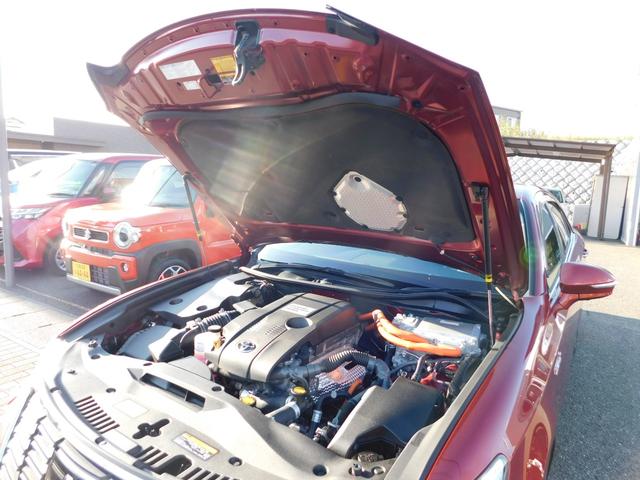 クラウンハイブリッド ロイヤルサルーンG ワンオーナー・禁煙車・サンルーフ・スマートキー・ナビ&TV&BT&BカメラETC・シートヒーター(75枚目)