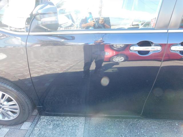 エスクァイア Gi 両側パワースライドドア・スマートキー・ETC・LEDヘッドライト・ナビ&TV&BT&Bカメラ・フリップダウンモニター(14枚目)