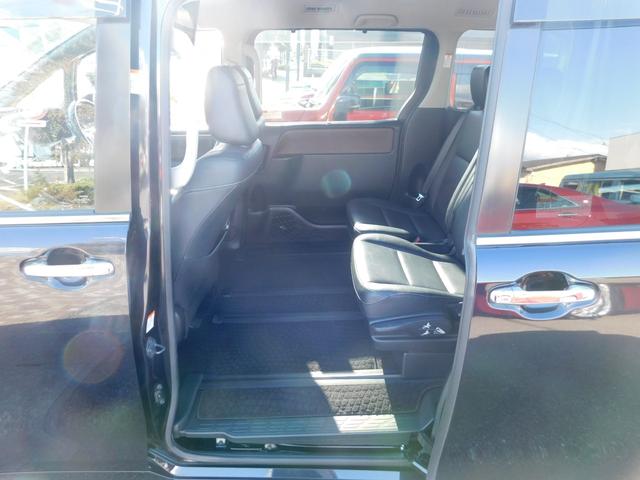 エスクァイア Gi 両側パワースライドドア・スマートキー・ETC・LEDヘッドライト・ナビ&TV&BT&Bカメラ・フリップダウンモニター(42枚目)