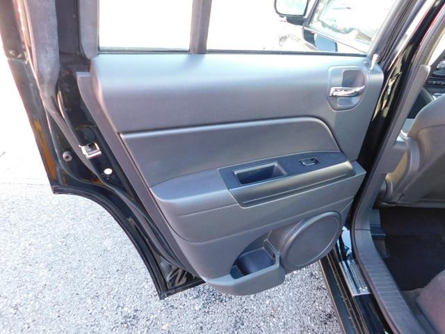 ジープ・コンパス スポーツ ワンオーナー・禁煙車・クルーズコントロール・サイドモニター・ETC(63枚目)