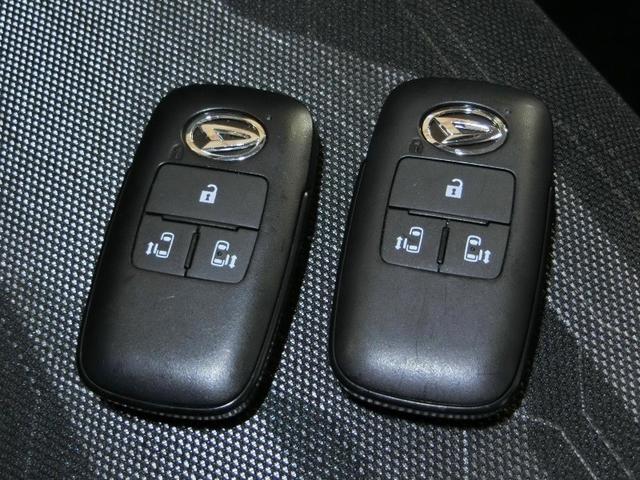 タント ファンクロス　安全装備　衝突被害軽減システム　横滑り防止機能　ＡＢＳ　エアバッグ　盗難防止装置　アイドリングストップ　バックカメラ　ミュージックプレイヤー接続可　ＣＤ　スマートキー　キーレス　フル装備　オートマ（30枚目）