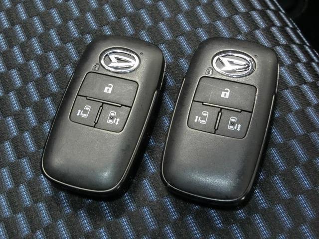 タント カスタムＲＳ　安全装備　衝突被害軽減システム　横滑り防止機能　ＡＢＳ　エアバッグ　盗難防止装置　アイドリングストップ　バックカメラ　ミュージックプレイヤー接続可　ＣＤ　スマートキー　キーレス　フル装備　オートマ（19枚目）