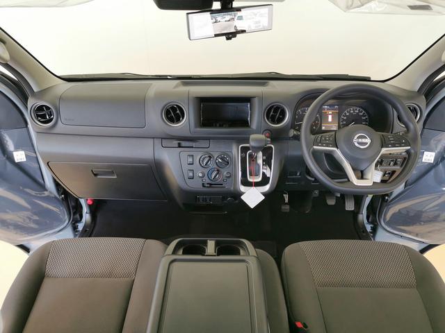 キャラバン ＳロングＥＸ　５ドアＥＸ　Ｓロング　ハイルーフ　　切替４ＷＤ　寒冷地　標準幅　ガソリン２．５　７速ＡＴ　　後席クーラーヒーター　レーダークルーズ（12枚目）