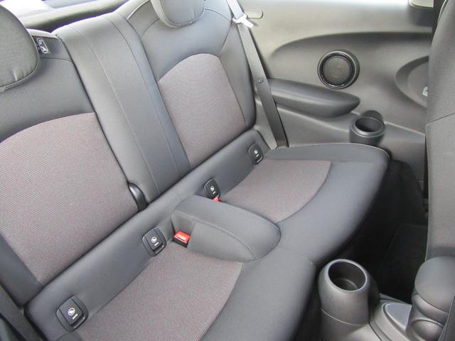 MINI クーパー ワンオーナー 純正ナビゲーションパッケージ ペッパーパッケージ LEDヘッドライト ユニオンジャックテールライト デイライト マルチメディア再生機能 スマートキー ワンプッシュスタート(20枚目)