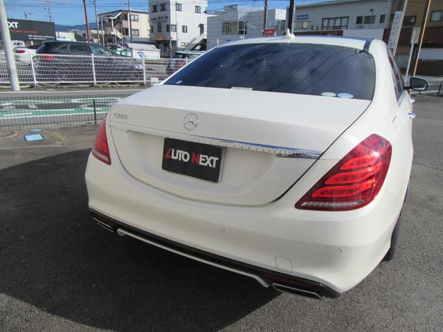 Ｓクラス Ｓ５５０ロング　ＡＭＧスポーツエディション　ショーファーパッケージ　リアエンターテイメント　へッドアップディスプレイ　ワンオーナー　ブルメスターサウンド　４席ベンチレーター　ヒーター　３６０度カメラ　リヤモニター　キーレスゴー（7枚目）