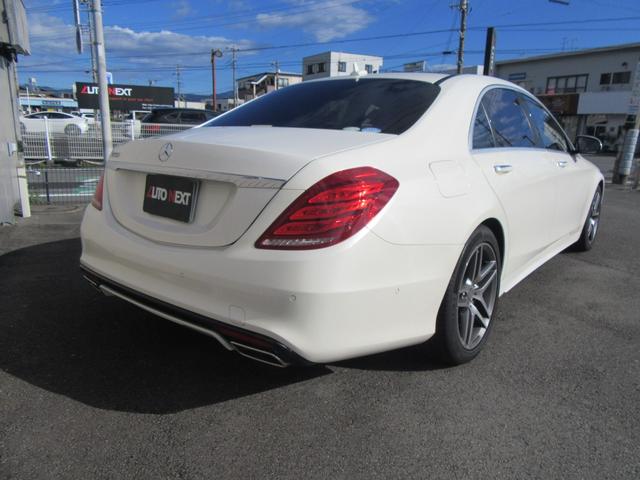 Ｓクラス Ｓ５５０ロング　ＡＭＧスポーツエディション　ショーファーパッケージ　リアエンターテイメント　へッドアップディスプレイ　ワンオーナー　ブルメスターサウンド　４席ベンチレーター　ヒーター　３６０度カメラ　リヤモニター　キーレスゴー（10枚目）