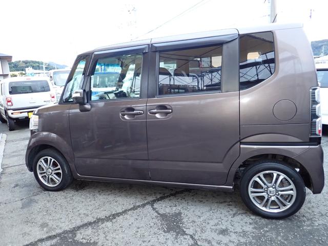 N-BOX G・Lパッケージ プッシュスタート スマートキー2個 横滑り防止機能 アイドリングストップ 左電動スライドドア ステアリングリモコン 前後ドライブレコーダー ナビ 社外新品LEDヘッドライト ライトレベライザー付(5枚目)