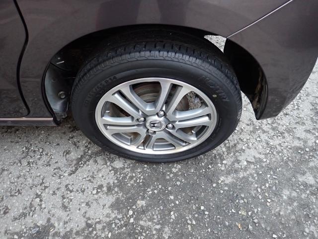 N-BOX G・Lパッケージ プッシュスタート スマートキー2個 横滑り防止機能 アイドリングストップ 左電動スライドドア ステアリングリモコン 前後ドライブレコーダー ナビ 社外新品LEDヘッドライト ライトレベライザー付(20枚目)