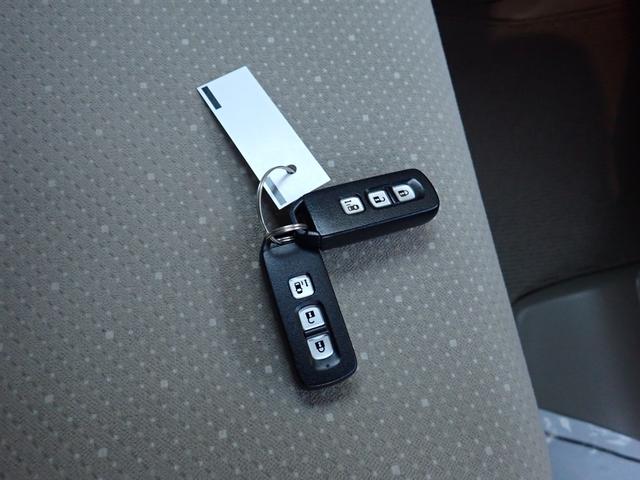 N-BOX G・Lパッケージ プッシュスタート スマートキー2個 横滑り防止機能 アイドリングストップ 左電動スライドドア ステアリングリモコン 前後ドライブレコーダー ナビ 社外新品LEDヘッドライト ライトレベライザー付(22枚目)