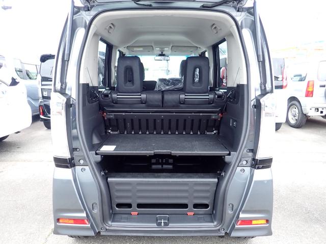 Ｎ－ＢＯＸ＋カスタム Ｇ・ターボＡパッケージ　フルエアロ　ＣＴＢＡ　Ｐスタート　Ｓキー２個　横滑り防止機能　ナビＴＶ　左右電動スライドドア　ＨＩＤライト　クルーズコントロール　オートライト　バックカメラ　キー連動自動開閉ドアミラー　ＥＴＣ付（18枚目）