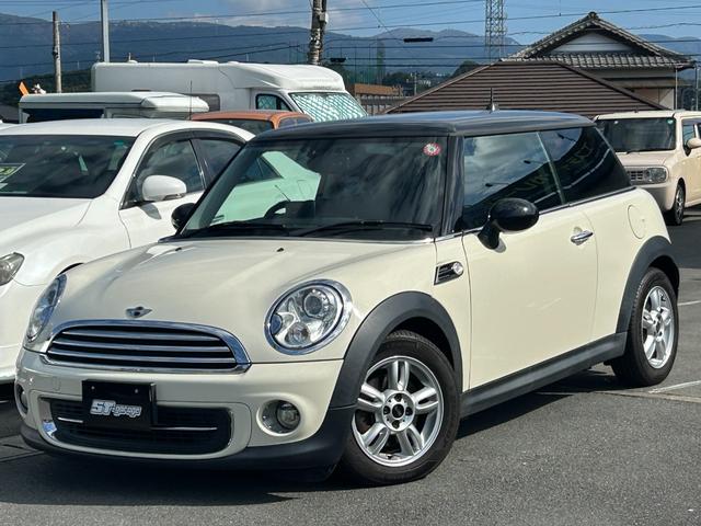 ＭＩＮＩ クーパー　ＨＩＤヘッドライト　純正ＡＷ　ペッパーホワイト　ルーフブラック　社外ポータブルナビ　ワンセグＴＶ　コムテック前後ドラレコ　ＥＴＣ（2枚目）