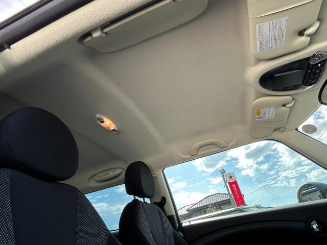 ＭＩＮＩ クーパー　ＨＩＤヘッドライト　純正ＡＷ　ペッパーホワイト　ルーフブラック　社外ポータブルナビ　ワンセグＴＶ　コムテック前後ドラレコ　ＥＴＣ（37枚目）