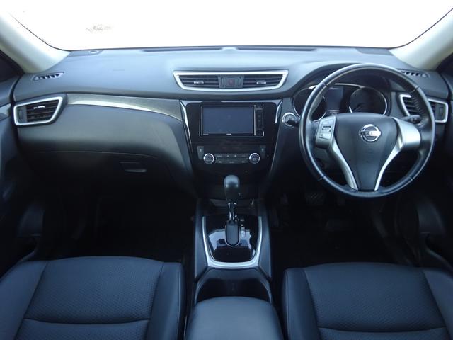 エクストレイル ２０Ｘ　エマージェンシーブレーキパッケージ　４ＷＤ　ＬＥＤヘッドライト　ナビ　バックカメラ　ＥＴＣ　フォグ　フルセグ　Ｂｌｕｅｔｏｏｔｈ　ＤＶＤ再生　前後ソナー　革巻ステアリング　衝突被害軽減ブレーキ　前後踏み間違い防止　車線逸脱警報（3枚目）