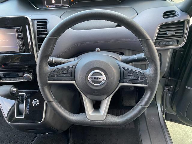 セレナ ハイウェイスター　ドライブレコーダー　バックカメラ　クリアランスソナー　オートクルーズコントロール　衝突被害軽減システム　両側スライドドア　オートライト　スマートキー　アイドリングストップ　電動格納ミラー　後席モニター（2枚目）