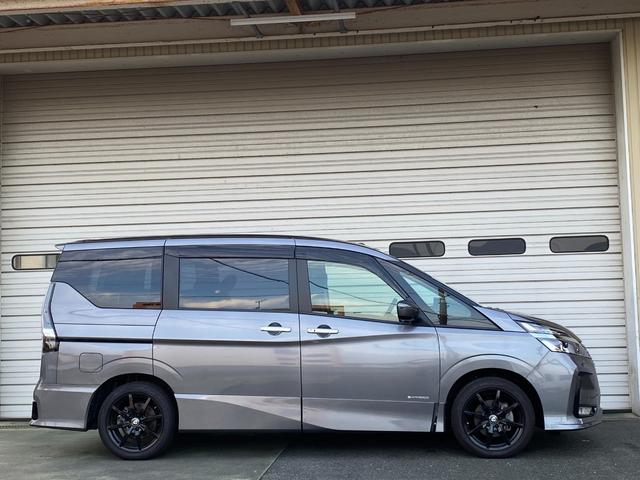 セレナ ハイウェイスター　ドライブレコーダー　バックカメラ　クリアランスソナー　オートクルーズコントロール　衝突被害軽減システム　両側スライドドア　オートライト　スマートキー　アイドリングストップ　電動格納ミラー　後席モニター（14枚目）