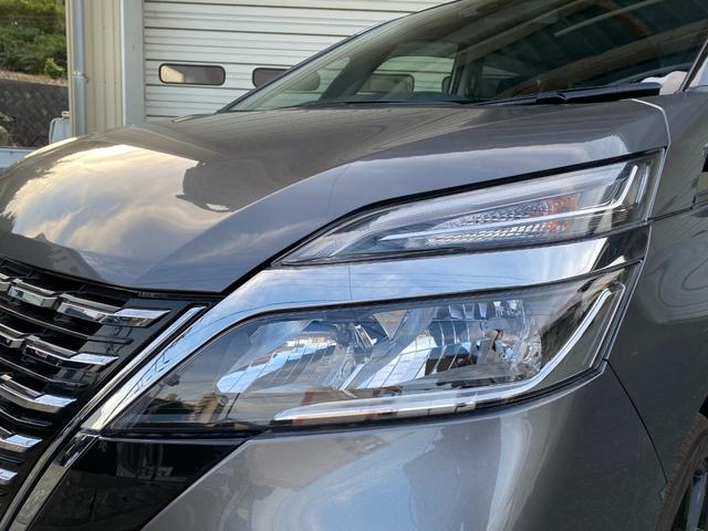 セレナ ハイウェイスター　ドライブレコーダー　バックカメラ　クリアランスソナー　オートクルーズコントロール　衝突被害軽減システム　両側スライドドア　オートライト　スマートキー　アイドリングストップ　電動格納ミラー　後席モニター（41枚目）