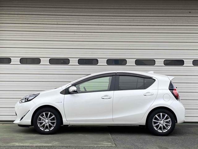 アクア Sスタイルブラック ドライブレコーダー ETC クリアランスソナー レーンアシスト 衝突被害軽減システム アルミホイール オートマチックハイビーム オートライト スマートキー アイドリングストップ 電動格納ミラー CVT(17枚目)