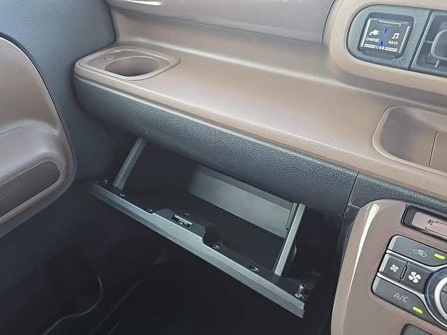 ムーヴキャンバス セオリーＧターボ　純正１０インチナビ　純正前後ドライブレコーダー　ターボ　クルーズコントロール　ＥＴＣ　パノラマモニター　シ－トヒ－タ－　両側パワースライドドア　ＬＥＤヘッドライト　キーフリー　スペアキー（42枚目）