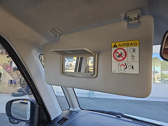 トール カスタムＧ　純正９インチナビ　前後ドラレコ　ＥＴＣ　パノラマモニター　クルーズコントロール　両側Ｐスライドドア　ＬＥＤライト　ワンオーナー　ブルートゥース　ＤＶＤ　電格ミラー　スマートキー（45枚目）